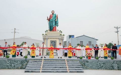 Gx Phúc Đông: Khánh thành đài và quảng trường
