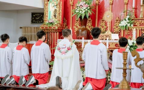 Gx. Ngọc Lâm: Ngày chầu lượt, ngày hồng phúc