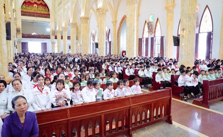 minh duong va huynh doan daminh hanh huong nam thanh 2025 18