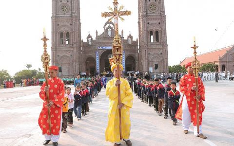 Giáo họ Phú Ninh mừng lễ quan thầy