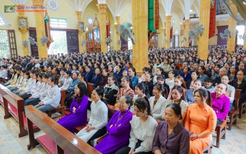 Giáo xứ Nam Hòa hành hương Năm Thánh