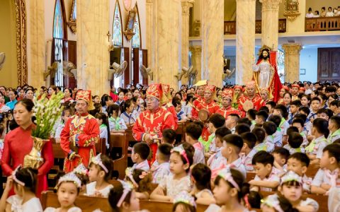 Giáo xứ Đại Đồng: Tam Nhật Thánh và Phục sinh