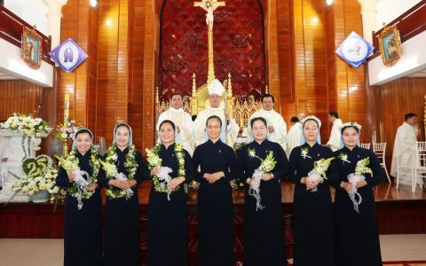 Dòng Thăm Viếng: Hồng ân Thánh hiến