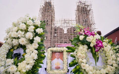 Thánh lễ an táng Cha cố Giuse Phạm Văn Chỉnh