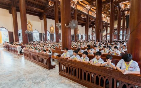 Trung Lao: 137 thiếu nhi rước lễ lần đầu