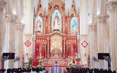Giáo xứ Thuận Thành hành hương Năm Thánh 
