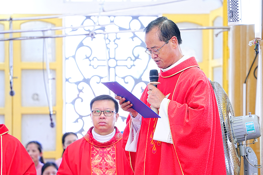 Minh Đường: Khánh thành nhà Mục vụ và Thêm sức