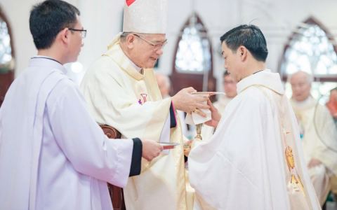 Biến cố lễ truyền chức: hy vọng mang lại niềm vui
