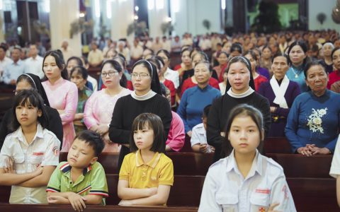 Ban Bác ái Giáo xứ Kiên Lao mừng bổn mạng