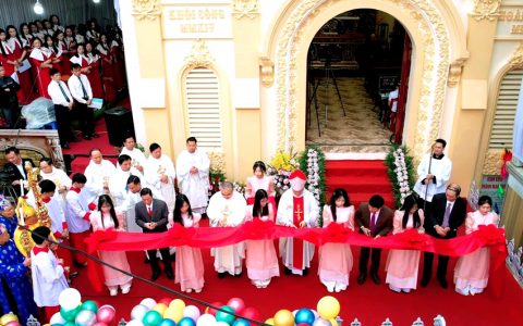 Khánh thành nguyện đường giáo khu Thánh Martino