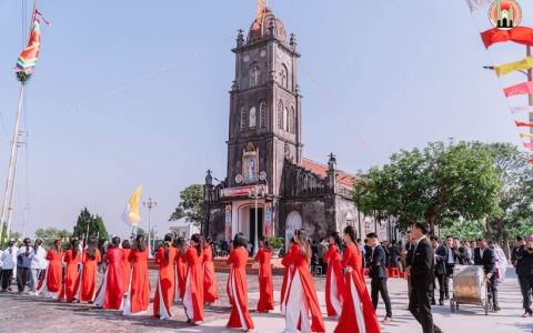 Giáo họ Cổ Ra Hạ mừng lễ Chúa Kitô Vua vũ trụ