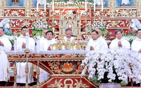 Giáo xứ Kiên Lao mừng kính Thánh Gia
