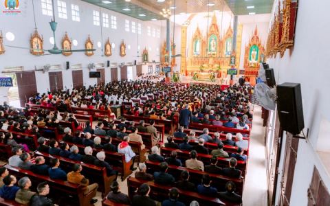 Tuần chầu lượt giáo xứ Phú Ninh: niềm vui nối dài