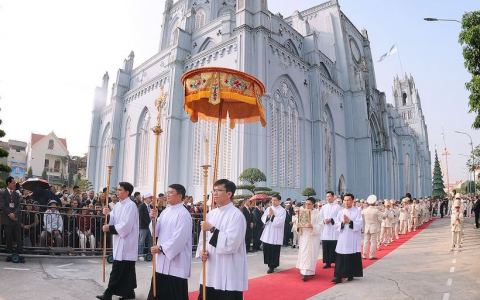 Ảnh đẹp lễ Đức Mẹ Vô Nhiễm