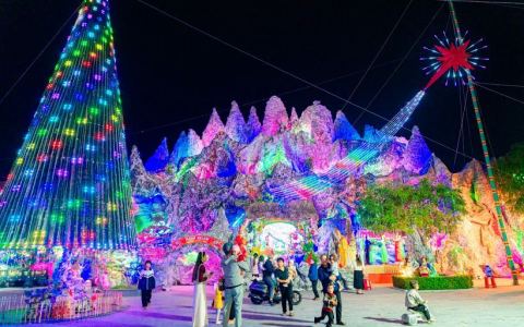 Hang đá Xương Điền, nơi check-in hay địa điểm gặp Thiên Chúa