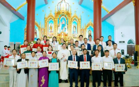 Quỹ Ngoại ra mắt Ban Hành Giáo mới
