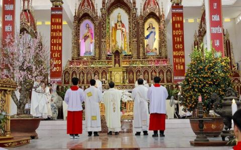 Văn Giáo: Thánh lễ hạ giải thánh đường