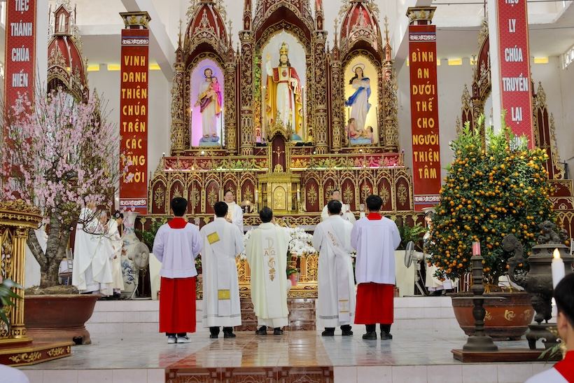 Văn Giáo: Thánh lễ hạ giải thánh đường