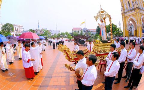 Hạt Đại Đồng: Hội Lòng Chúa Thương Xót mừng lễ
