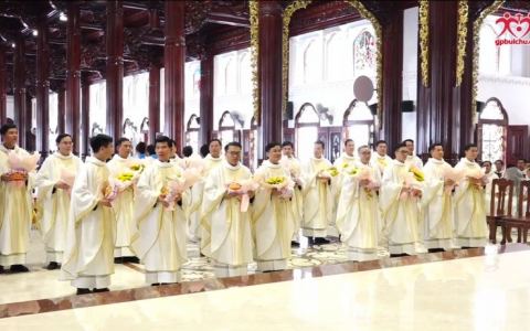 Giáo phận Bùi Chu có thêm 18 Tân Linh mục