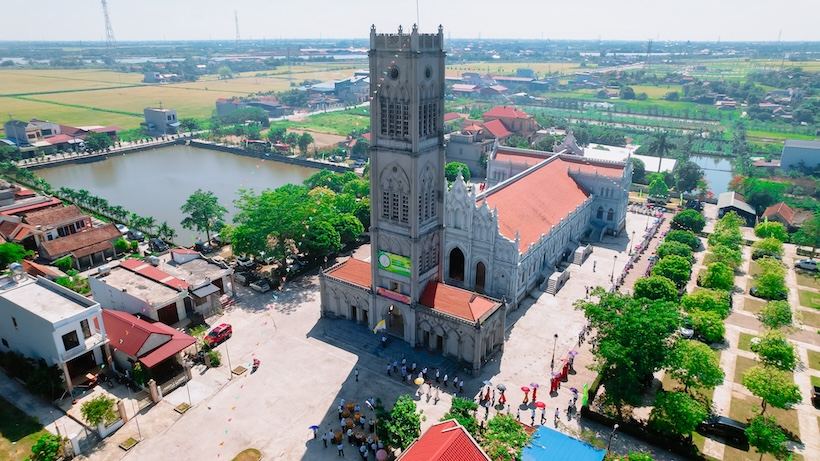 Thánh lễ tạ ơn Kim khánh linh mục cha cố Vinhsơn