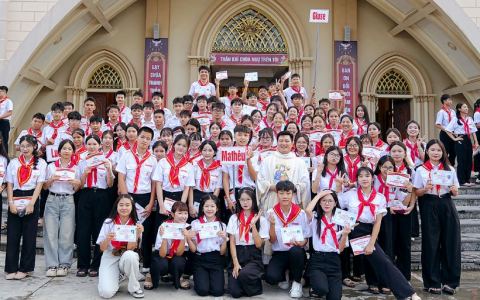 Hạt Đại Đồng: Bế giảng khóa Sư phạm Giáo lý