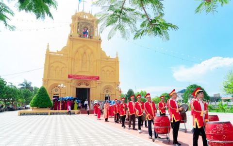 Gx Xuân Hóa: 3 niềm vui trong một ngày hồng phúc