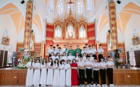 Xuân Dương: 28 em hoàn thành chương trình Giáo lý Bao đồng